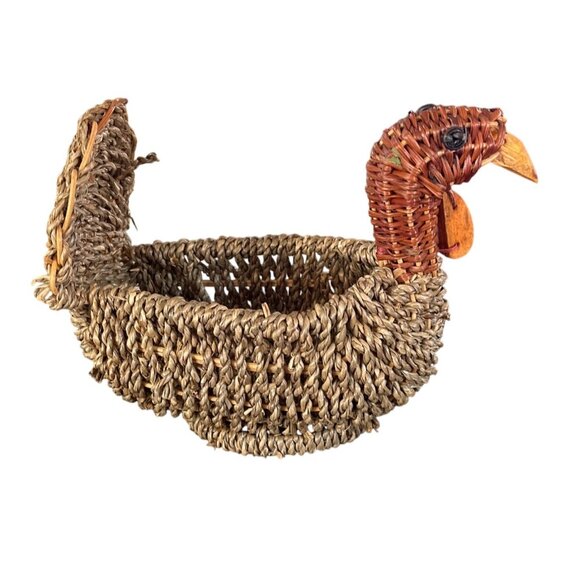 Handwoven Wicker/Seagrass Turkey Basket 9" Decorative Storage Or Centerpiece - Picture 3 of 5